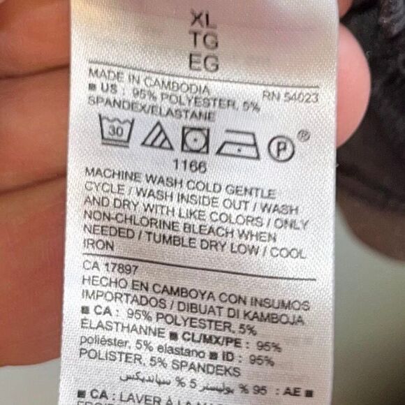 Old Navy Top Women's Velvet Ruffle Sleeve XL Coal Smoke - Picture 6 of 11